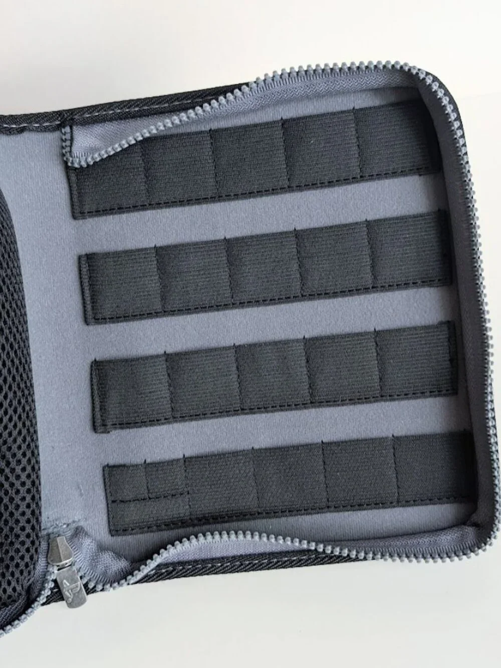 Sony PlayStation PS VITA OEM Fold & Go Folio Carrying Case Cartridge Storage
